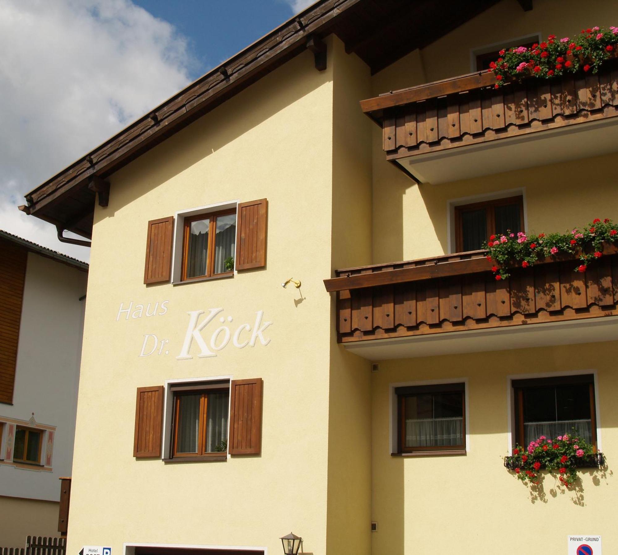 Koecks Bed & Breakfast Galtur Bagian luar foto